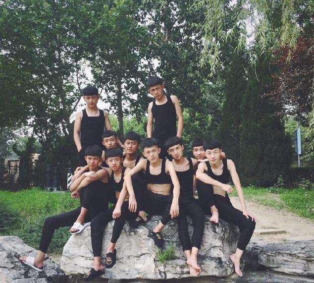 甘梅口味地瓜片的做法_甘梅口味地瓜片怎么做_YasueTin的菜谱_星空体育APP网站(图3) 星空体育APP